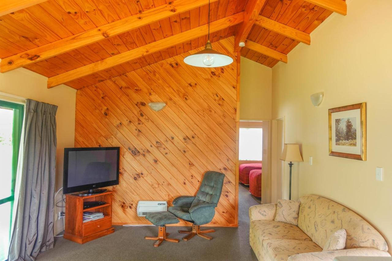 Kiwi Park Motels Мерчісон Екстер'єр фото