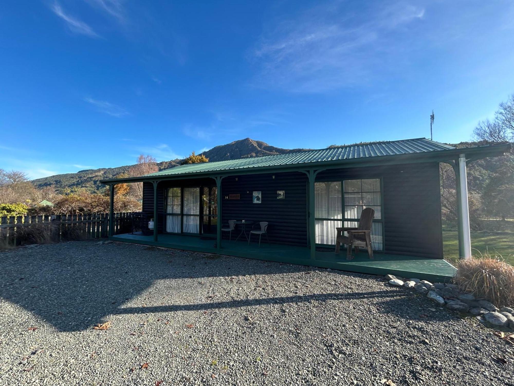 Kiwi Park Motels Мерчісон Екстер'єр фото