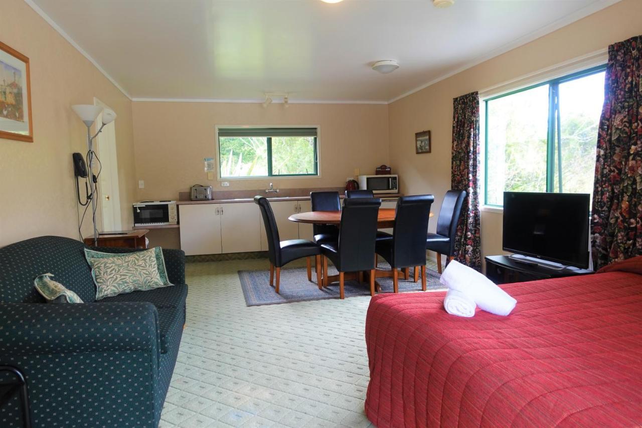 Kiwi Park Motels Мерчісон Екстер'єр фото